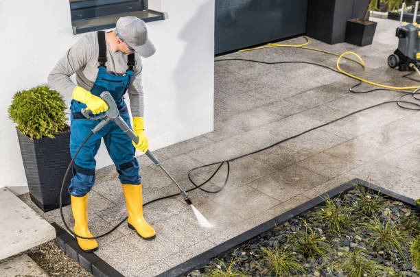 Best Garage Pressure Washing  in Fairburn, GA